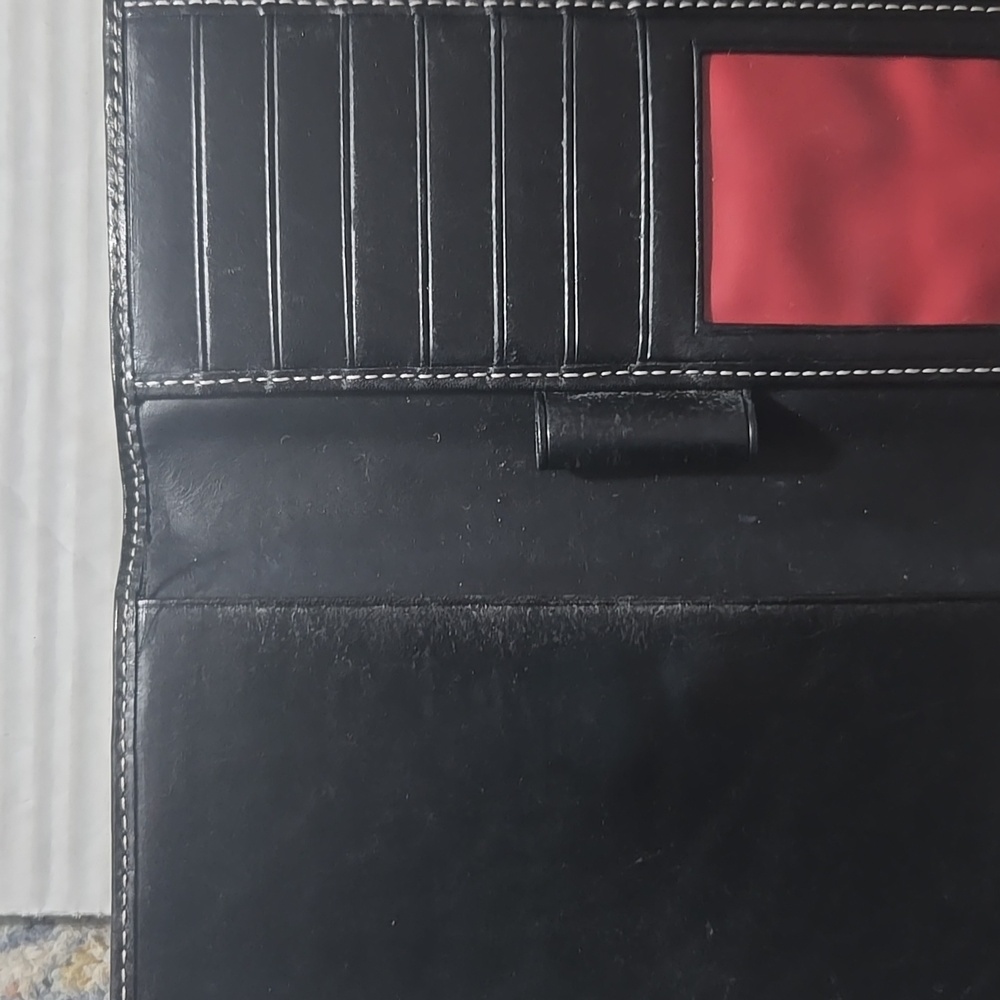 Dooney & Bourke Wallet & Wrislet - Picture 4 of 10